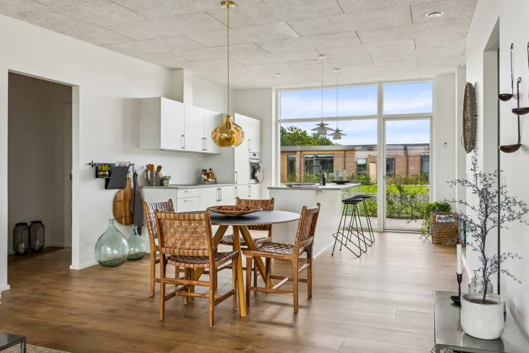 Velindrettet rækkehus med terrasse i roligt kvarter 3